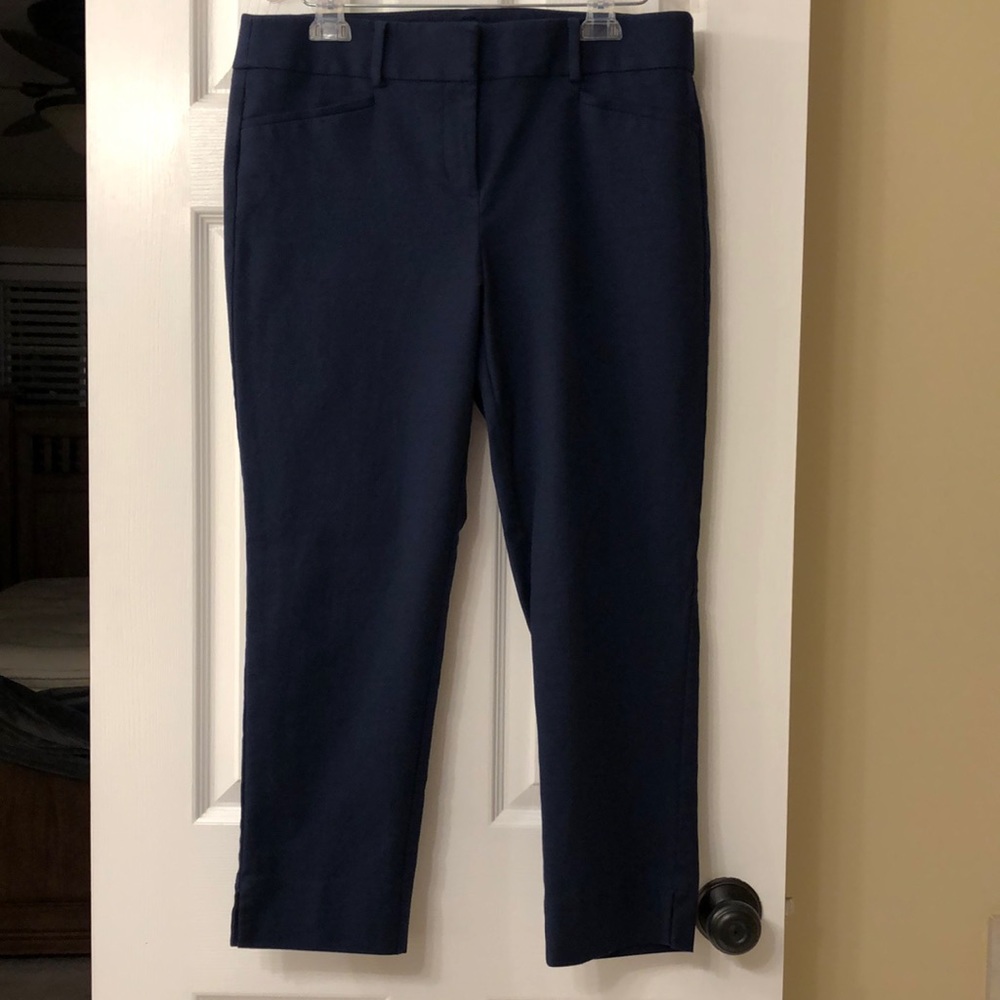 LOFT Marisa “The Riviera Pant” Navy Blue Capri